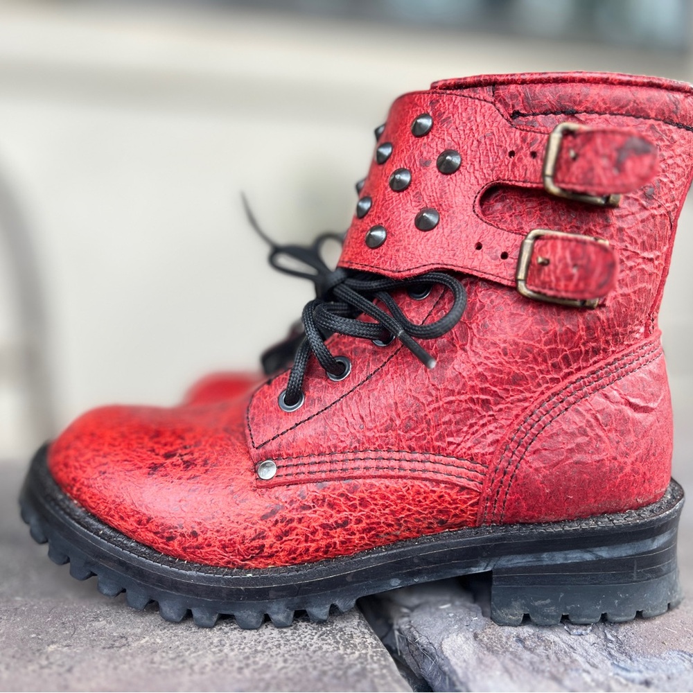 Genuine leather corral boots